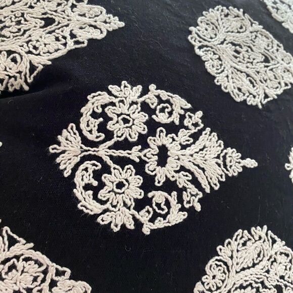 Dream Home NY Throw Pillow - Picture 4 of 6